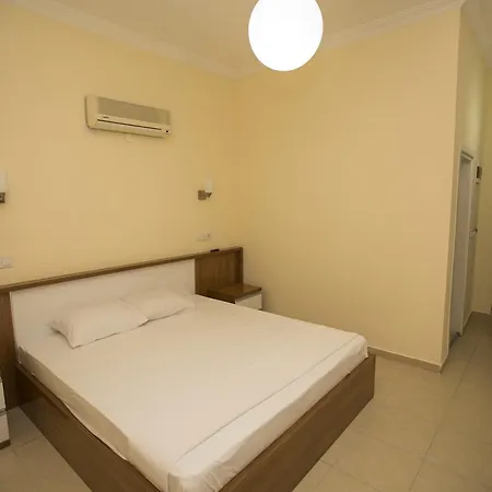 Apart Otel Leton Apart Kumluova